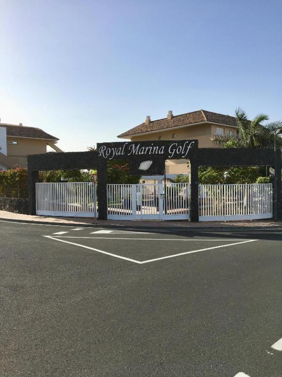 DeLuxe Apt. 110qm+Terrasse 60qm Pool WIFI Golf Yachthafen San Miguel de Abona Exterior foto